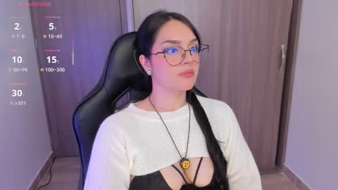 Snapshot of jxssicax chatting on 12/19/25, 01:01 jxssicax online show from 12/19/25, 01:01