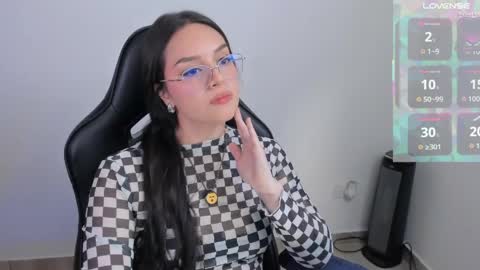 Snapshot of jxssicax chatting on 05/19/26, 01:56 jxssicax online show from 05/19/26, 01:56