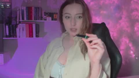 Kira online show from 01/10/25, 06:49