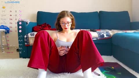 Snapshot of k1tty_cute chatting on 01/23/25, 09:29 KITTY AND NICK Broadcast start time 10 am and 10 pm Moscow time online show from 01/23/25, 09:29