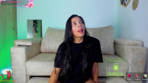 Snapshot of k4ymull3r_ chatting on 12/01/25, 01:21 Kayli online show from 12/01/25, 01:21