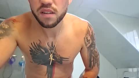 k938601 online show from 11/01/25, 04:09