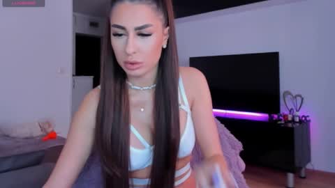 k_chic1 online show from 03/05/25, 09:38