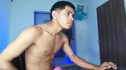 k_florez online show from 11/21/25, 10:25