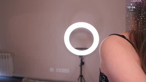 Amely online show from 01/21/25, 04:32