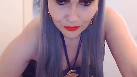 Snapshot of k_queen36 chatting on 07/13/26, 09:45 k_queen36 online show from 07/13/26, 09:45