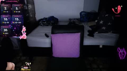 Snapshot of kaarlaa_ chatting on 09/20/25, 04:35 Karla online show from 09/20/25, 04:35