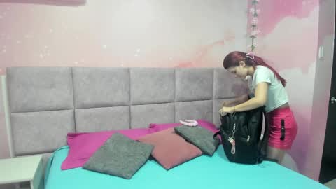 Snapshot of kaate_sweett chatting on 04/24/26, 11:34 kaate_sweett online show from 04/24/26, 11:34