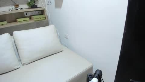 Snapshot of kaate_sweett chatting on 04/26/26, 11:52 kaate_sweett online show from 04/26/26, 11:52