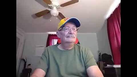 Snapshot of kabriggs137 chatting on 12/27/24, 06:53 kabriggs137 online show from 12/27/24, 06:53