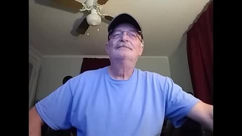 Snapshot of kabriggs137 chatting on 02/01/25, 01:23 kabriggs137 online show from 02/01/25, 01:23