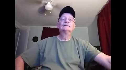 Snapshot of kabriggs137 chatting on 02/26/25, 11:59 kabriggs137 online show from 02/26/25, 11:59