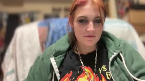 Snapshot of kaceelynn chatting on 11/15/25, 08:00 Kac online show from 11/15/25, 08:00