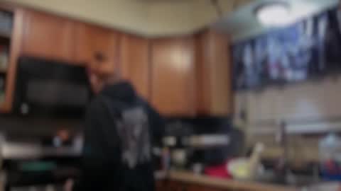 Snapshot of kaceelynn chatting on 11/19/25, 02:22 Kac online show from 11/19/25, 02:22