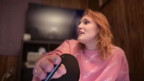 Snapshot of kaceelynn chatting on 11/22/25, 06:23 Kac online show from 11/22/25, 06:23