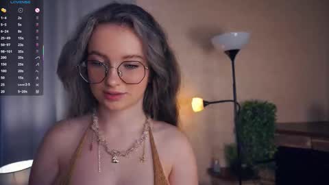 Snapshot of kacyboone chatting on 09/22/25, 06:48 Tate online show from 09/22/25, 06:48