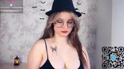 Snapshot of kacyboone chatting on 10/31/25, 05:19 Tate online show from 10/31/25, 05:19