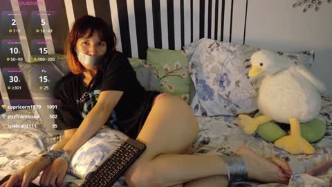 Snapshot of kad_kad chatting on 01/18/25, 12:35 Kanela online show from 01/18/25, 12:35