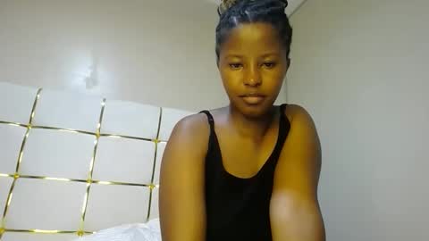 Snapshot of kadime001 chatting on 02/17/25, 06:04 kadime online show from 02/17/25, 06:04