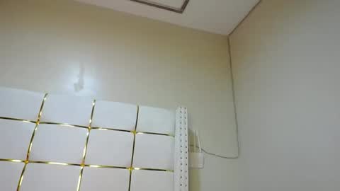 Snapshot of kadime001 chatting on 02/20/25, 09:09 kadime online show from 02/20/25, 09:09