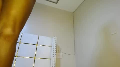 Snapshot of kadime001 chatting on 03/04/25, 05:03 kadime online show from 03/04/25, 05:03