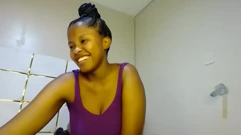 Snapshot of kadime001 chatting on 03/10/25, 04:49 kadime online show from 03/10/25, 04:49