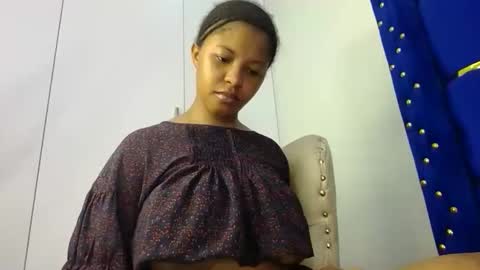 Snapshot of kadime001 chatting on 10/28/25, 07:27 kadime online show from 10/28/25, 07:27