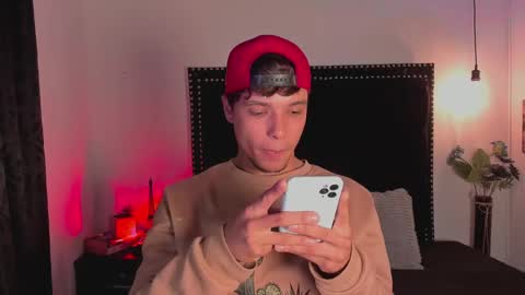 Kael Owens online show from 02/09/25, 05:40