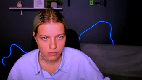 kaela_spell_ online show from 09/30/25, 12:54