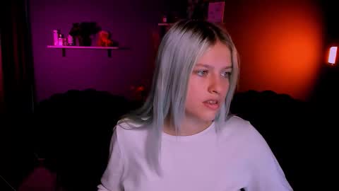 kaela_spell_ online show from 10/17/25, 01:03