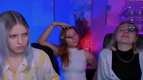 kaela_spell_ online show from 12/01/25, 08:47