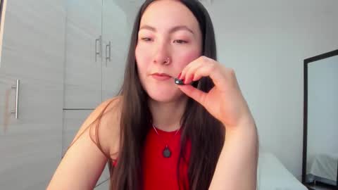 ChloeIndependient model online show from 11/12/25, 05:02