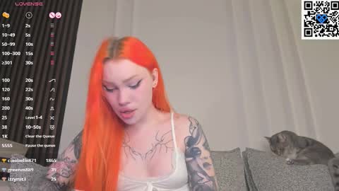 Kira online show from 11/22/25, 05:45