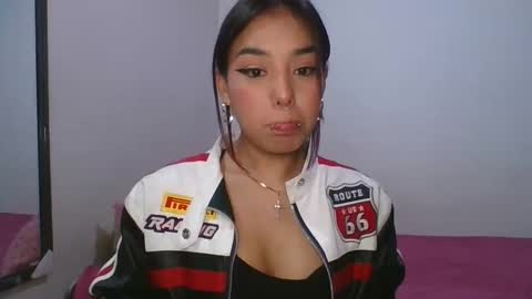 KAHELIINDEPENDENT MODEL online show from 01/15/25, 01:34