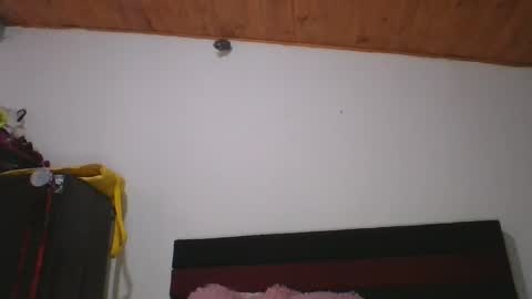 KAHELIINDEPENDENT MODEL online show from 10/07/25, 08:39