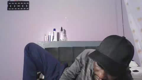 kai91799 online show from 12/14/25, 08:52