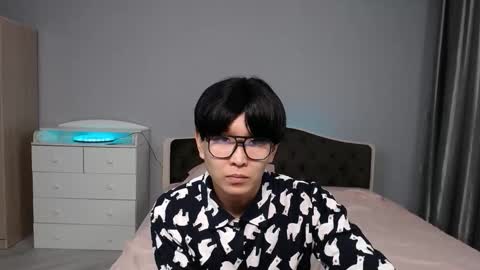 Kai Chicken online show from 12/02/25, 08:26