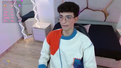 Snapshot of kai_tay1 chatting on 04/16/26, 11:44 kai_tay1 online show from 04/16/26, 11:44