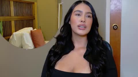 kaiawhite online show from 12/16/25, 10:04