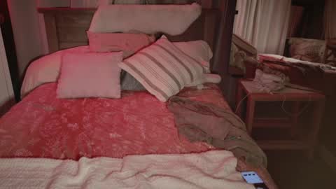 Snapshot of kaileeshy chatting on 12/05/25, 04:54 Kailee Smile online show from 12/05/25, 04:54