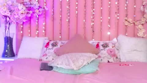 Snapshot of kailye_jones chatting on 12/27/24, 10:16 kailye Jones online show from 12/27/24, 10:16