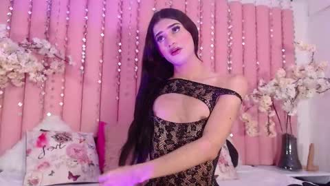 Snapshot of kailye_jones chatting on 02/10/25, 01:35 kailye Jones online show from 02/10/25, 01:35