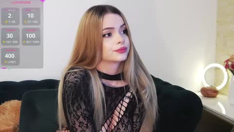 Snapshot of kailyn_moen01 chatting on 12/15/24, 04:59 Kailyn online show from 12/15/24, 04:59