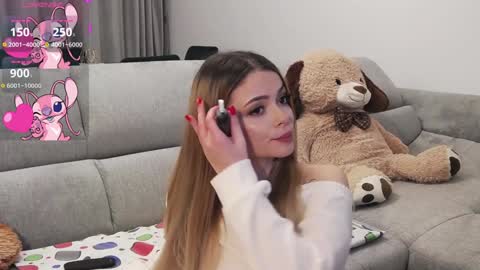 Snapshot of kailyn_moen01 chatting on 01/19/25, 08:09 Kailyn online show from 01/19/25, 08:09