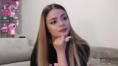 Snapshot of kailyn_moen01 chatting on 03/05/25, 08:42 Kailyn online show from 03/05/25, 08:42