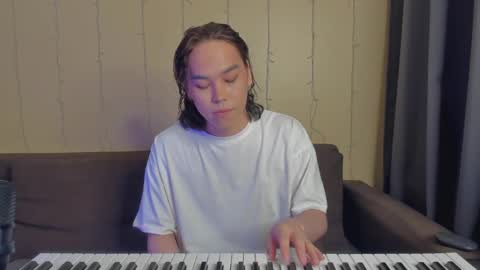 Snapshot of kain_takedaa chatting on 12/11/24, 02:09 Kain online show from 12/11/24, 02:09