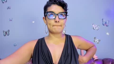 kaira_mosse_ online show from 10/14/25, 11:00