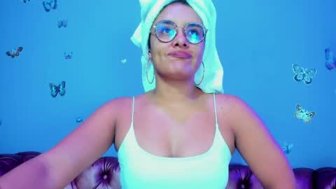 kaira_mosse_ online show from 05/12/26, 10:56