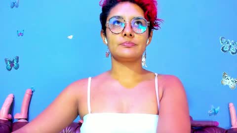 kaira_mosse_ online show from 05/29/26, 11:30