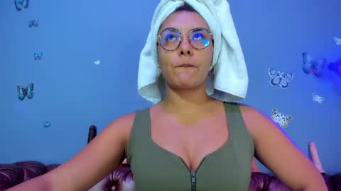 kaira_mosse_ online show from 06/02/26, 11:45